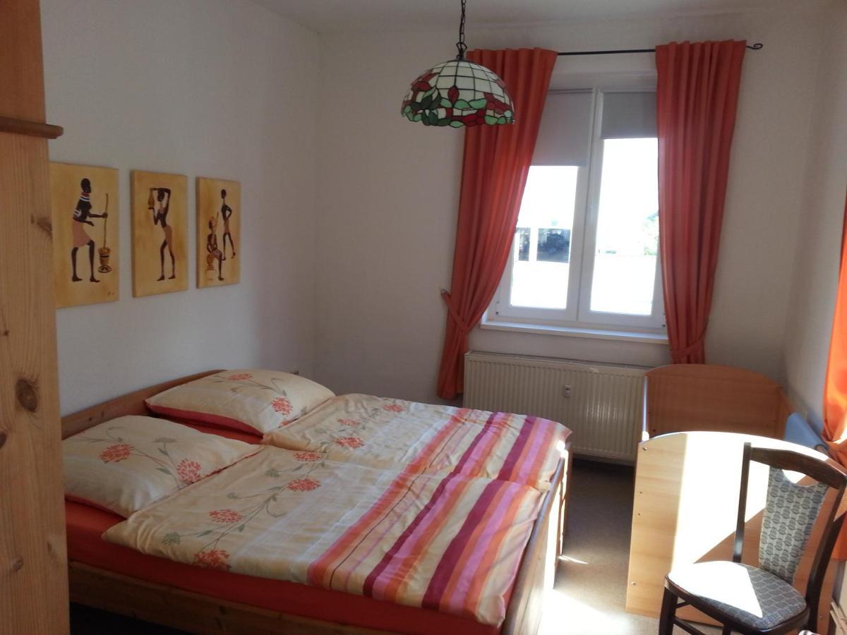 Grosse Wohnung Nossentiner Huette Exteriér fotografie